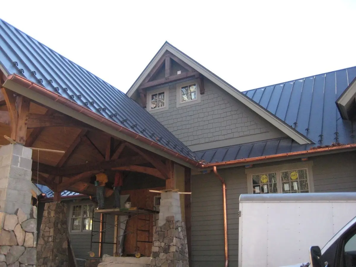Craftsman Roofing team delivering quality roofing work in Moundsville